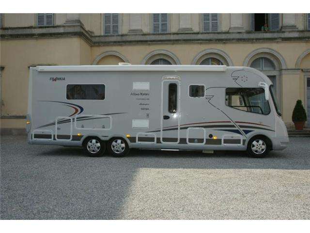 Caravans-Wohnm Frankia Van in Silver used in Desio - Monza Brianza - Mb for € 110,000.-