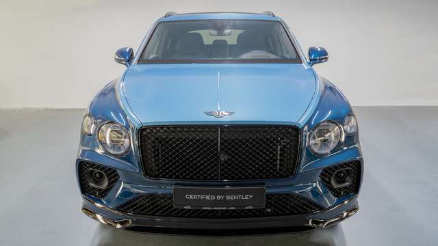 Bentley Bentayga Off-Road/Pick-up in Blue used in Singen for € 287,890.-