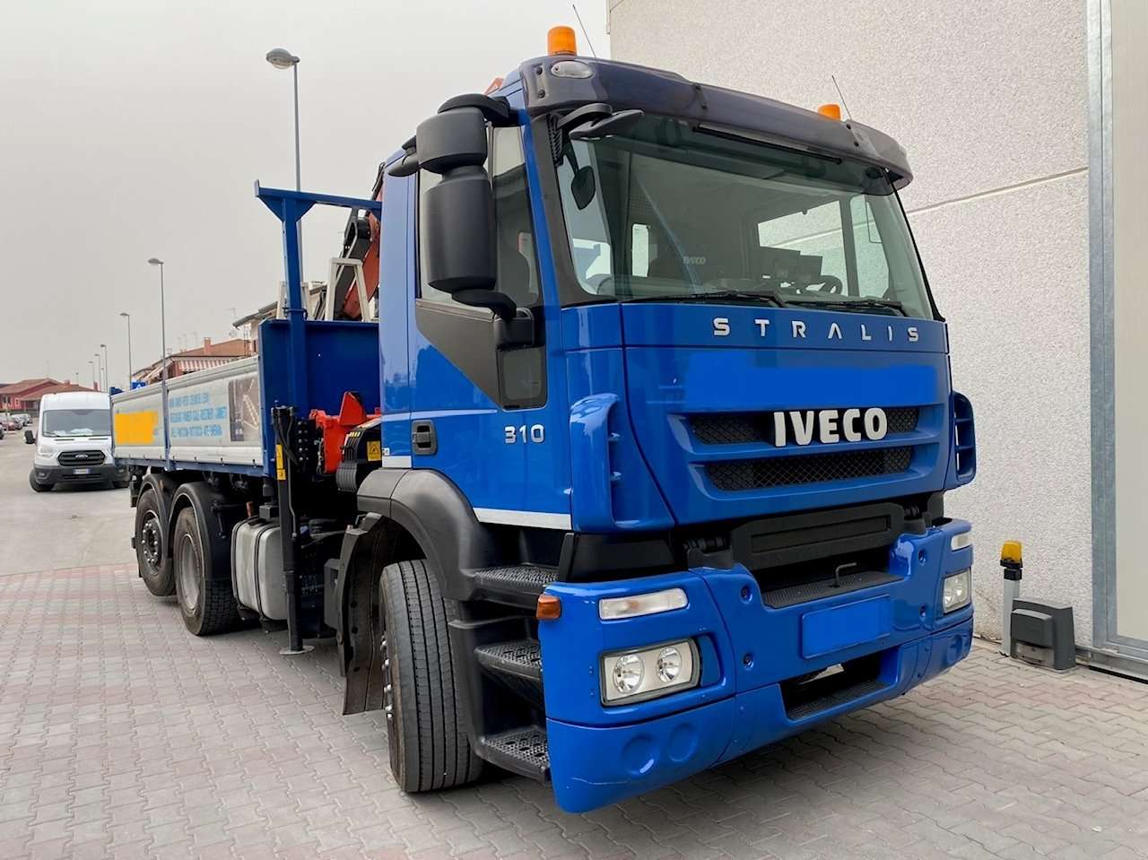 Trucks-Lkw Iveco-Fiat Other in Blue used in Schio - Vi for € 73,000.-