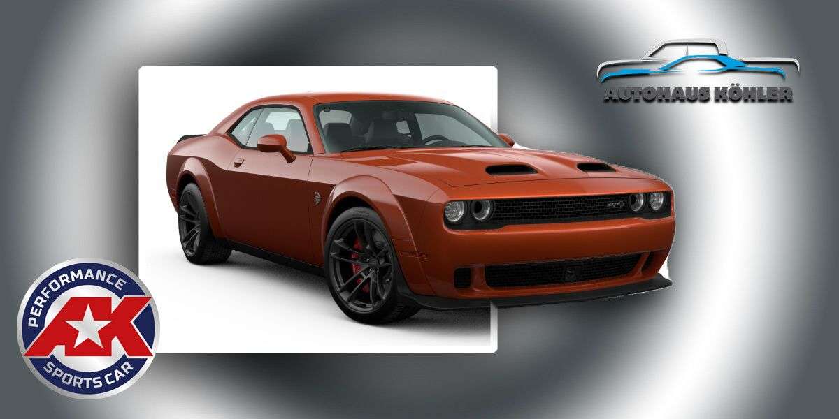 Dodge Challenger Coupe in Orange new in Potsdam for € 109,000.-