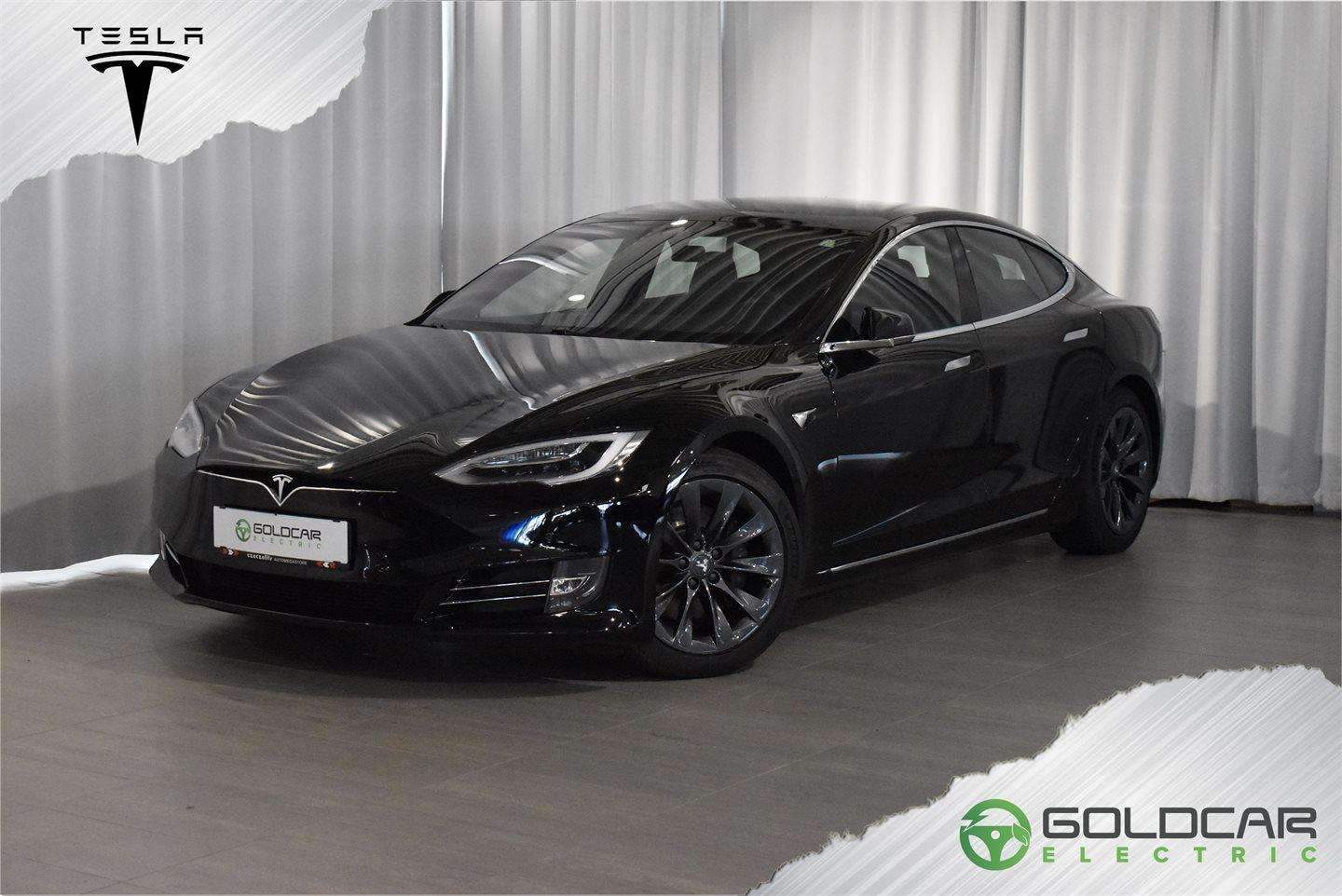 Tesla Model S Sedan in Black used in Wiener Neustadt for € 79,900.-