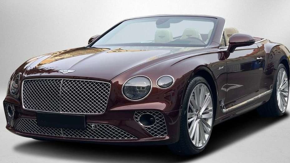 Bentley Continental Convertible in Red pre-registered in Madrid for € 381,900.-