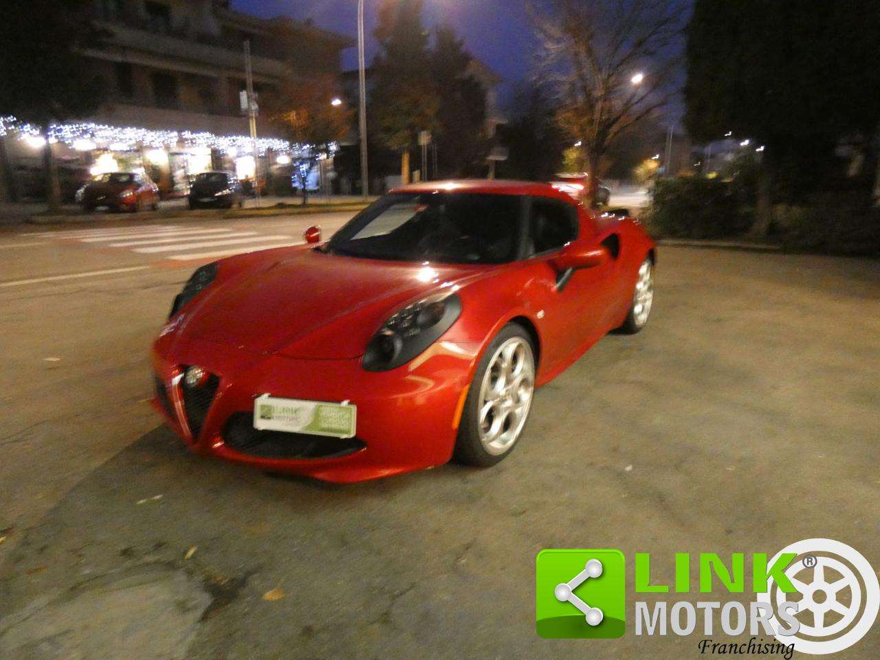 Alfa Romeo 4C Coupe in Red used in Nonantola - Modena - MO for € 75,000.-
