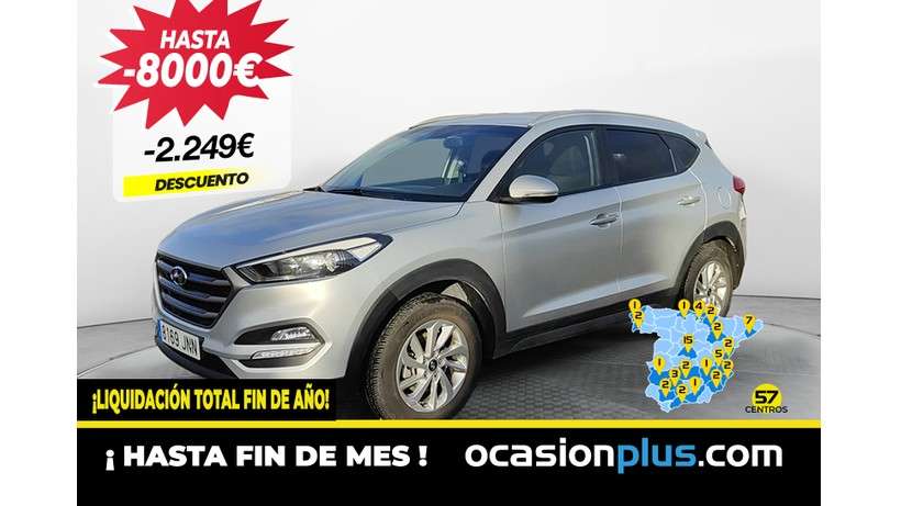 Hyundai TUCSON Off-Road/Pick-up in Silver used in TERRASSA for € 14,990.-