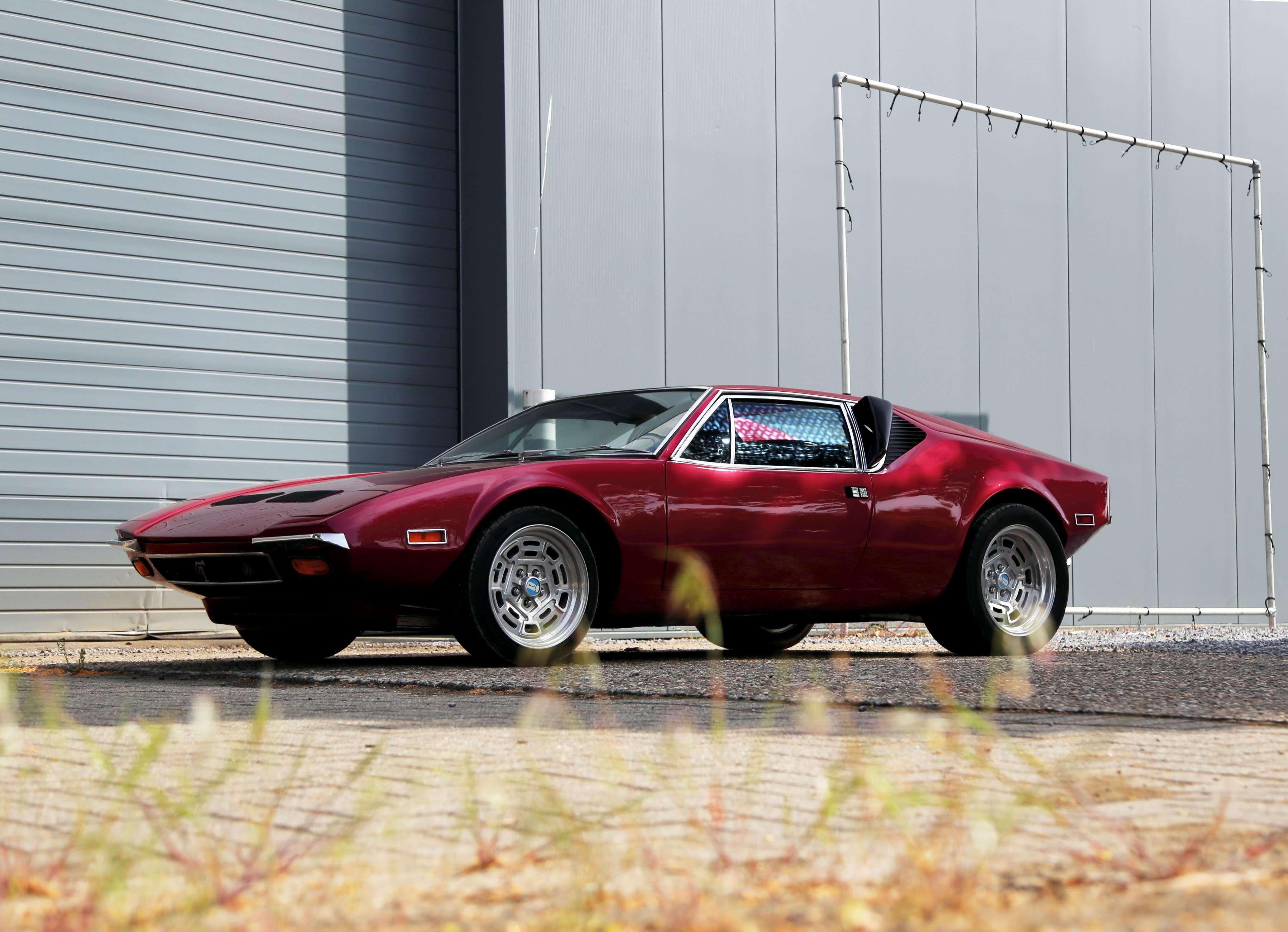 De Tomaso Pantera Coupe in Violet used in Zonhoven for € 999,999.-