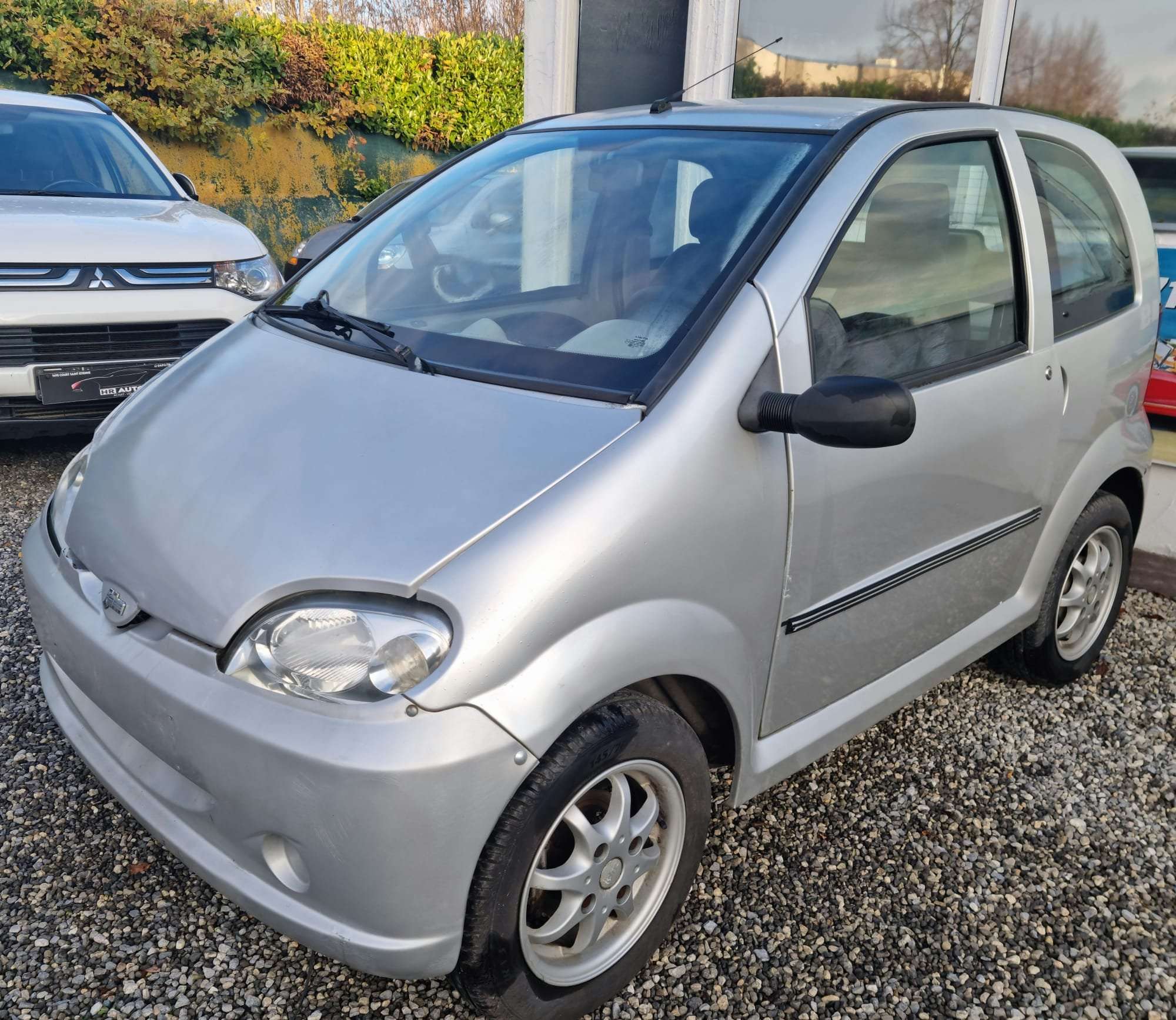 Others JDM Coupe in Grey used in Court-Saint-Etienne for € 3,000.-