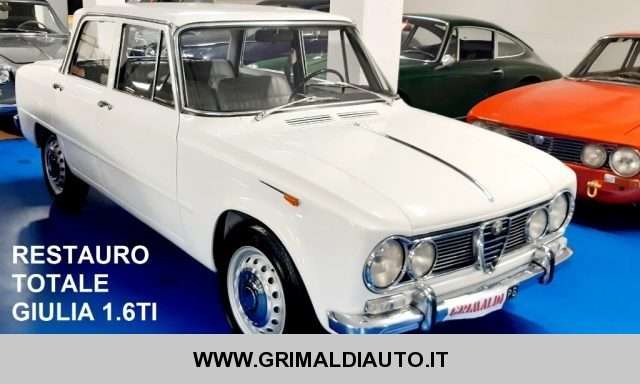 Alfa Romeo Giulia Sedan in White used in Vigevano - Pavia - Pv for € 35,000.-