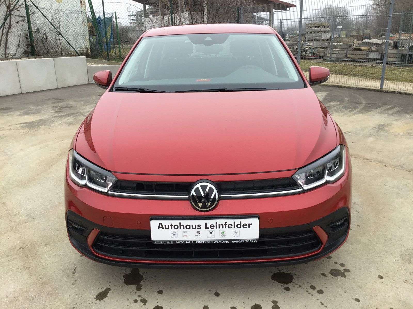Volkswagen Polo Compact in Red pre-registered in Wemding for € 21,990.-
