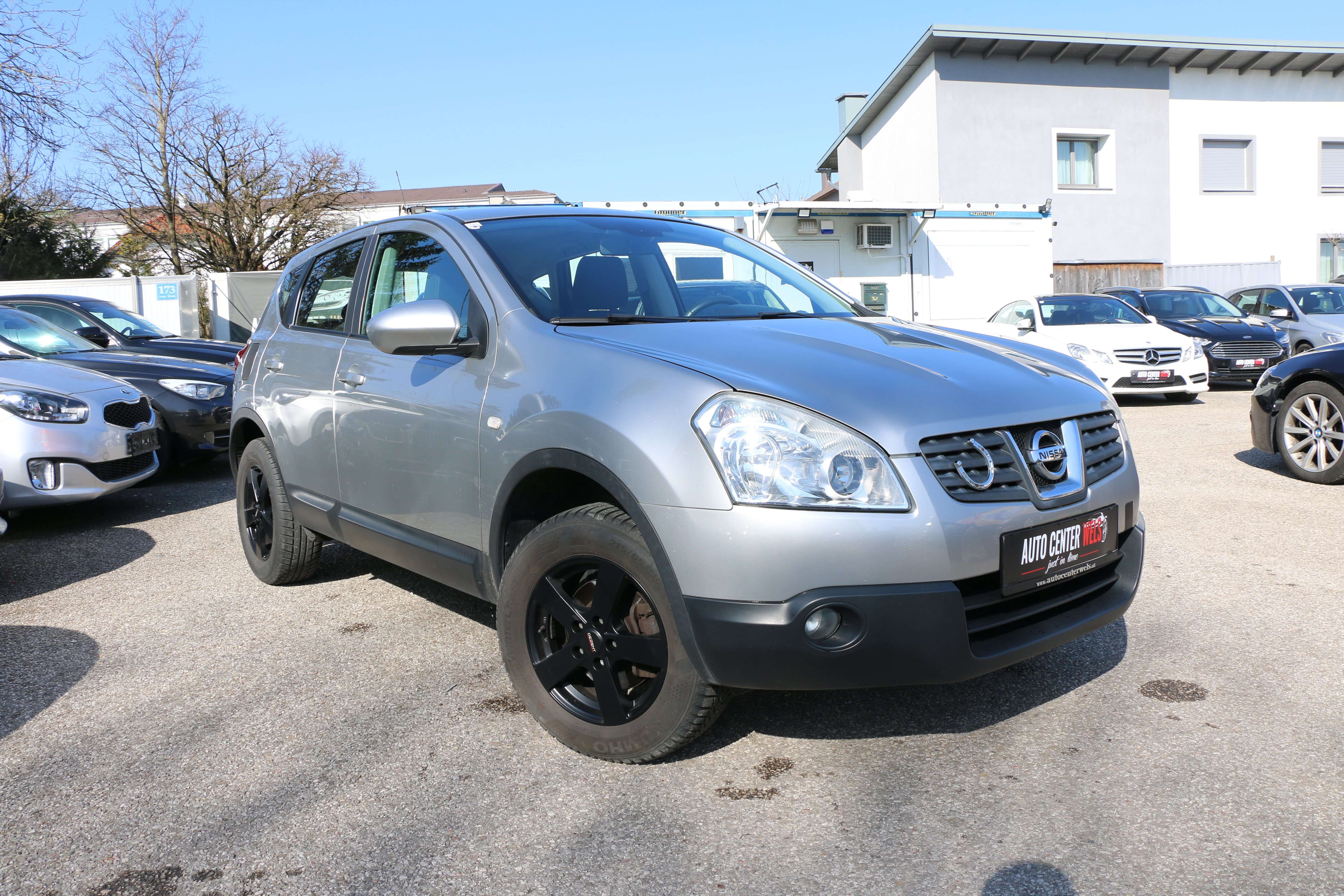 Nissan Qashqai Off-Road/Pick-up in Grey used in Wels for € 6,990.-