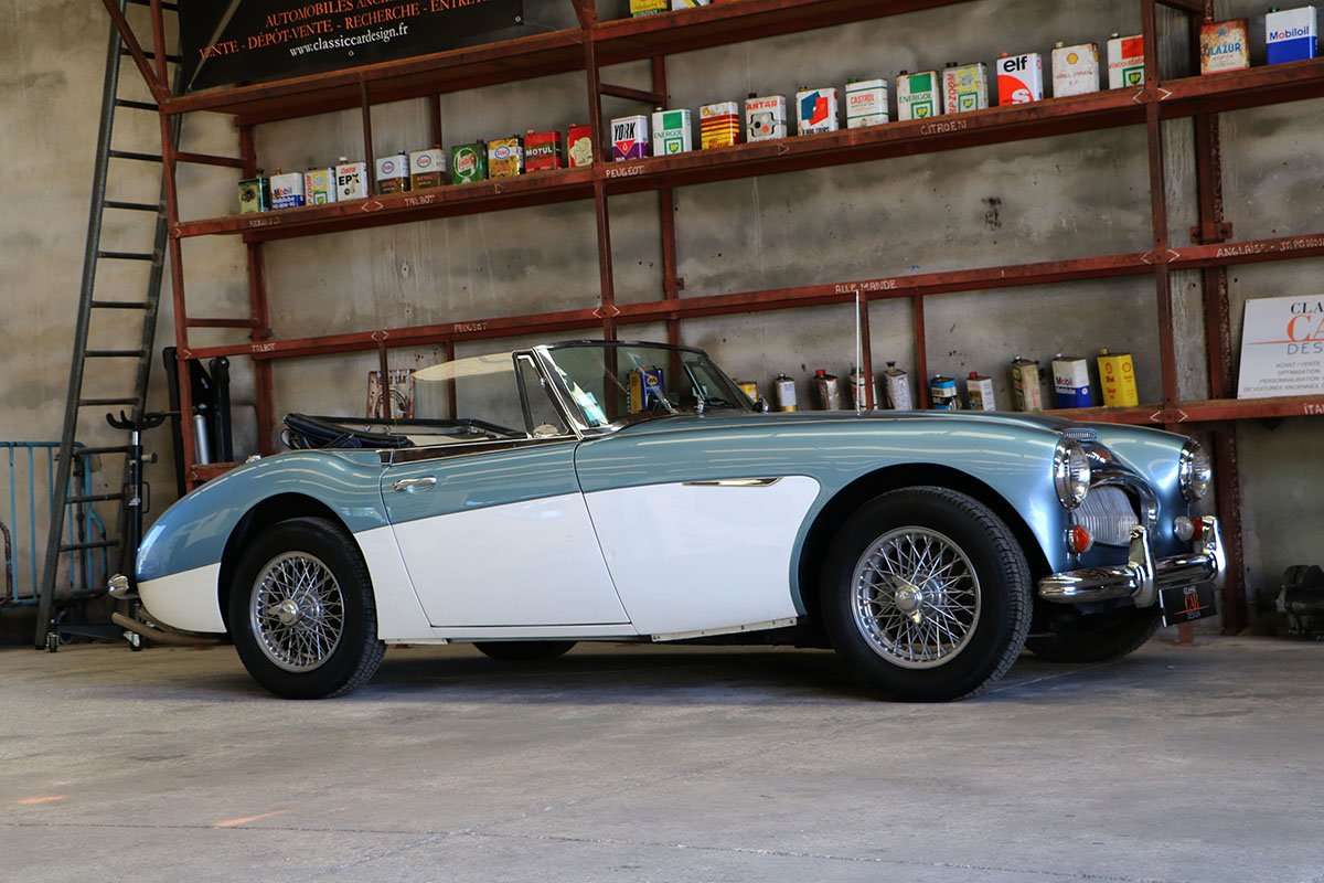 Austin-Healey 3000 Convertible in Blue antique / classic in Alès for € 38,000.-