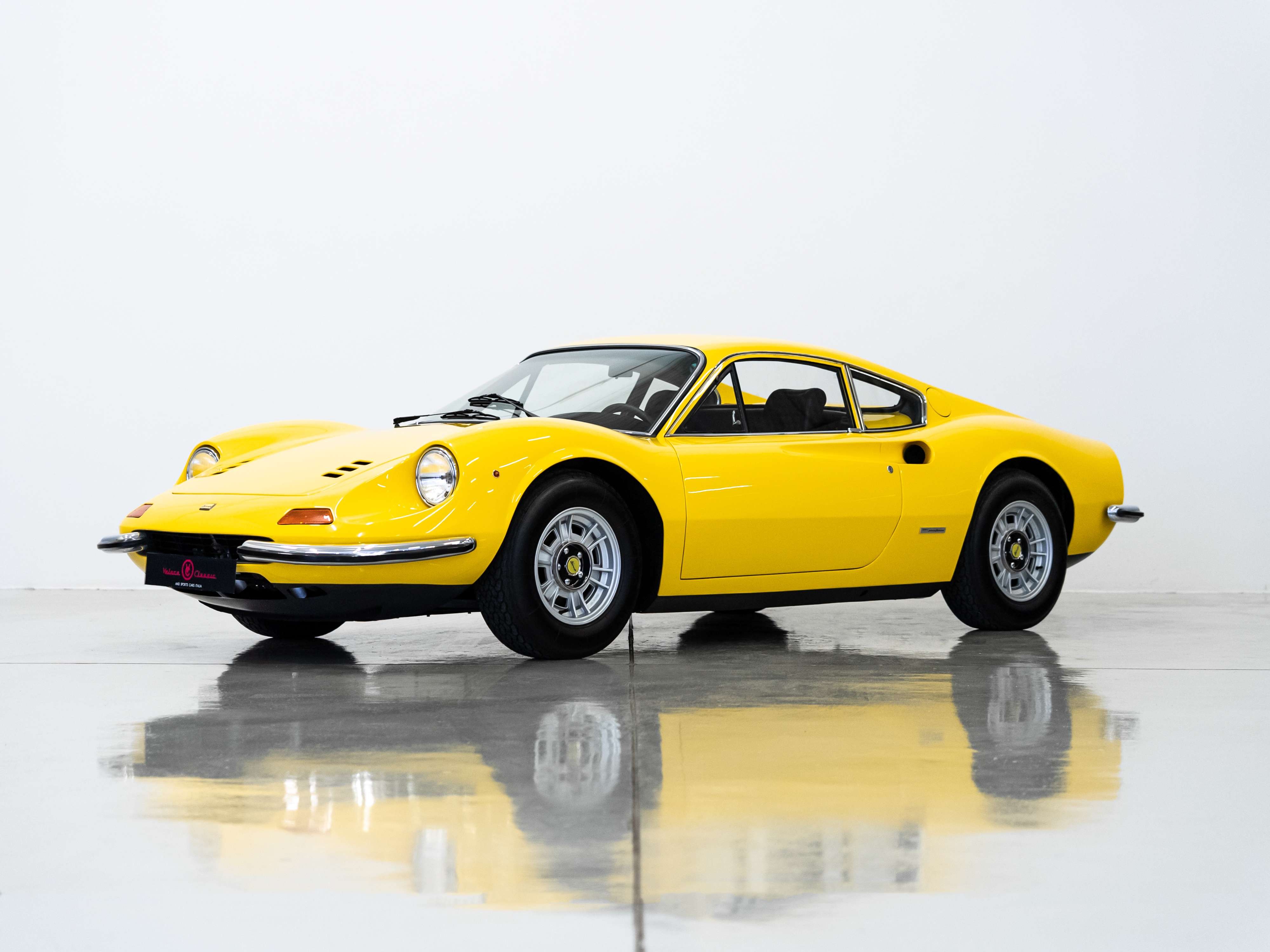 Ferrari 246 Coupe in Yellow used in Veggiano - Padova - PD for € 650,000.-