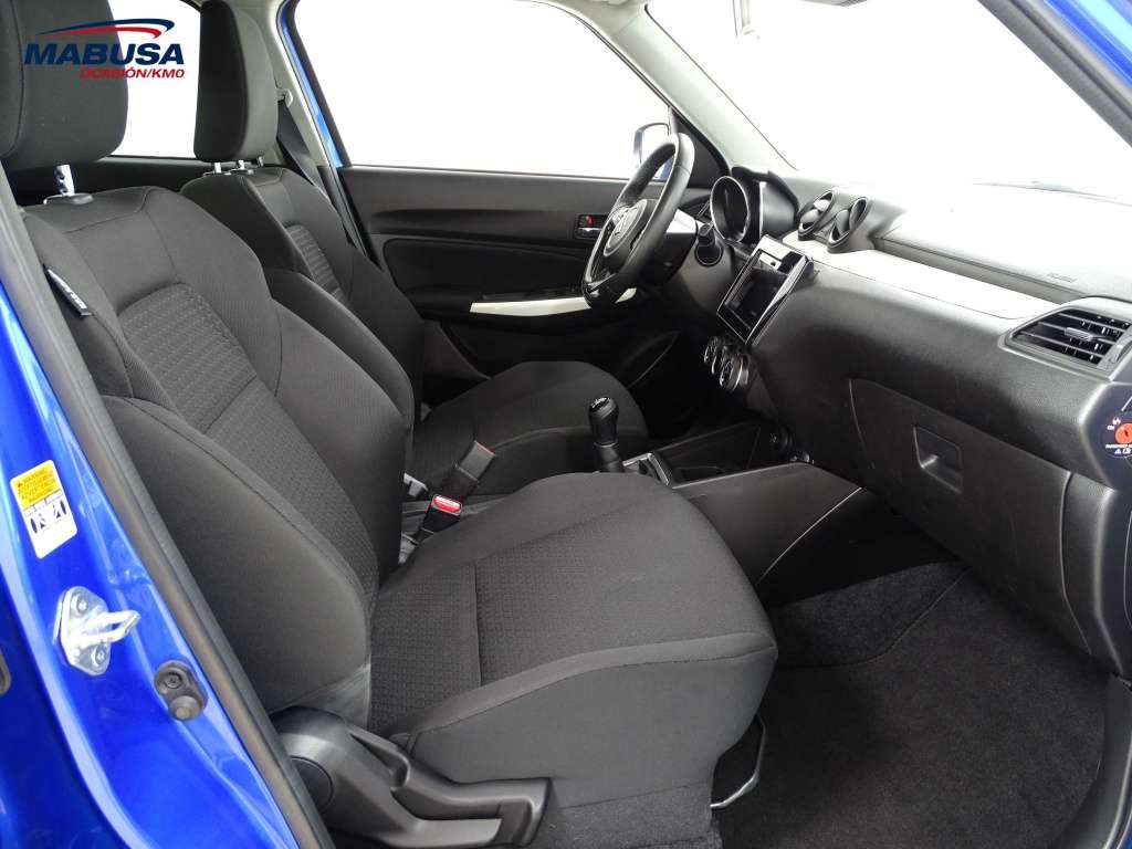 Suzuki Swift Sedan in Blue used in ALCORCON for € 13,900.-
