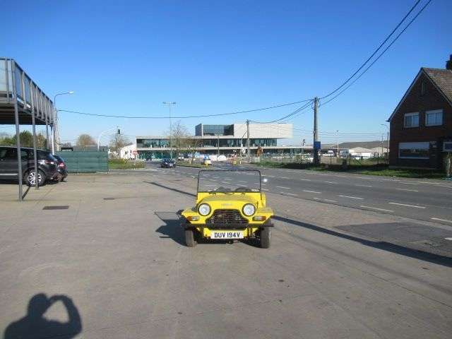 Austin Mini Moke Sedan in Yellow used in Hooglede for € 10,500.-