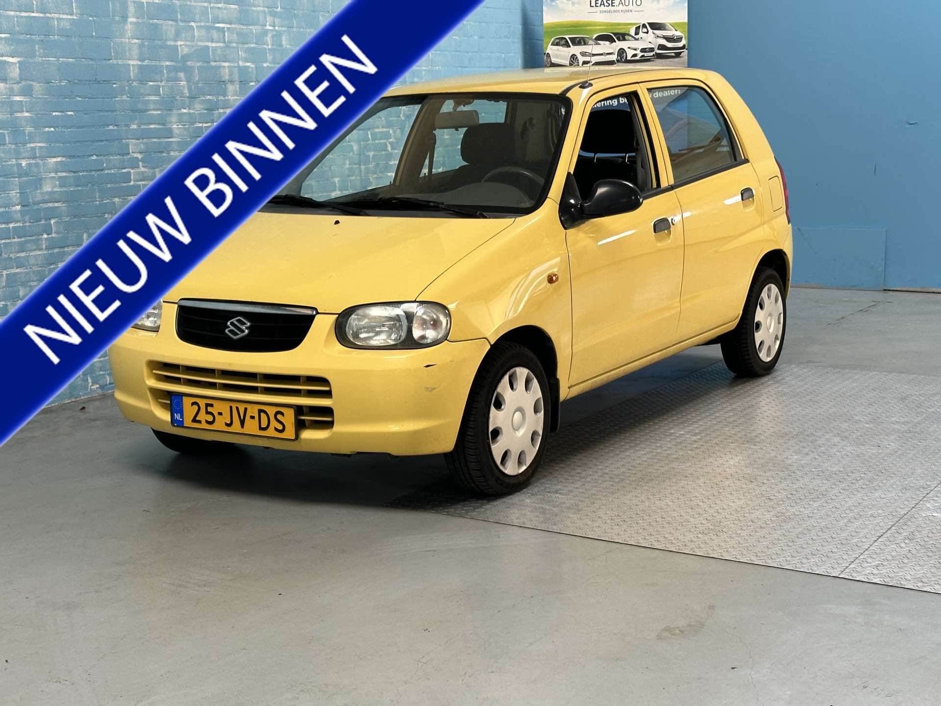 Suzuki Alto Compact in Yellow used in GEMERT for € 1,250.-