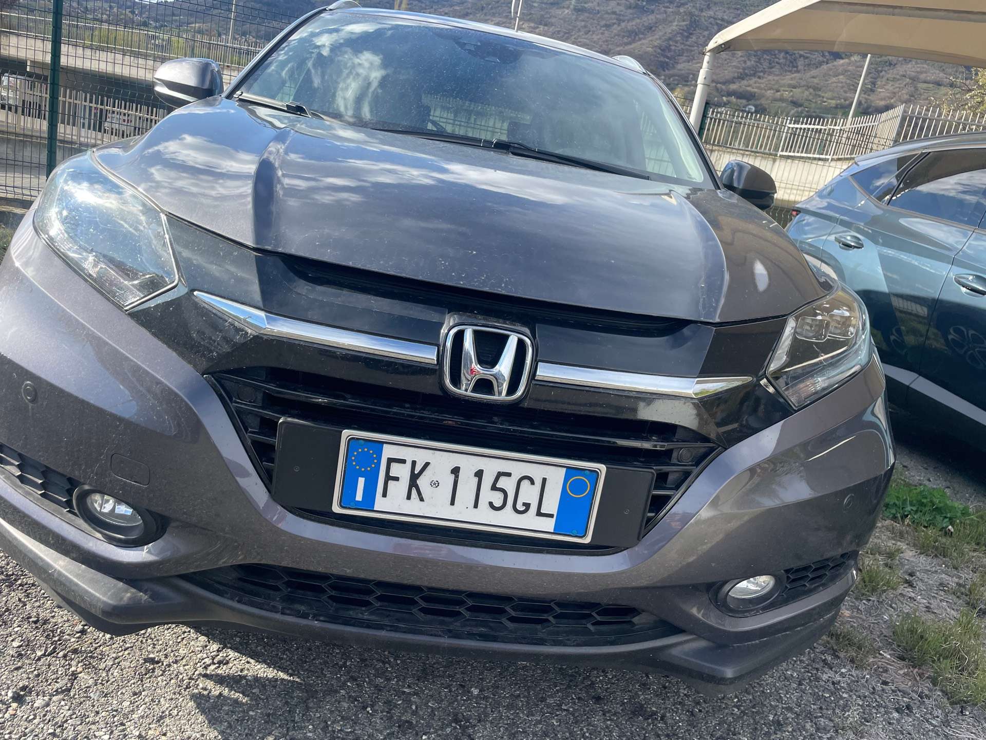 Honda HR-V Off-Road/Pick-up in Grey used in Torino TO for € 15,900.-
