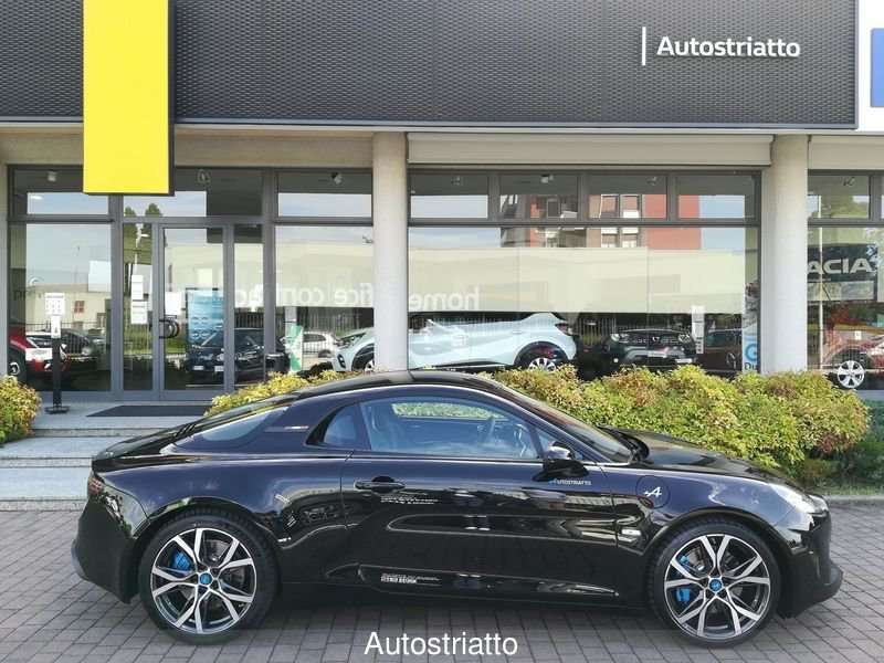 Alpine A110 Coupe in Black demonstration in Mariano Comense - Como for € 65,900.-
