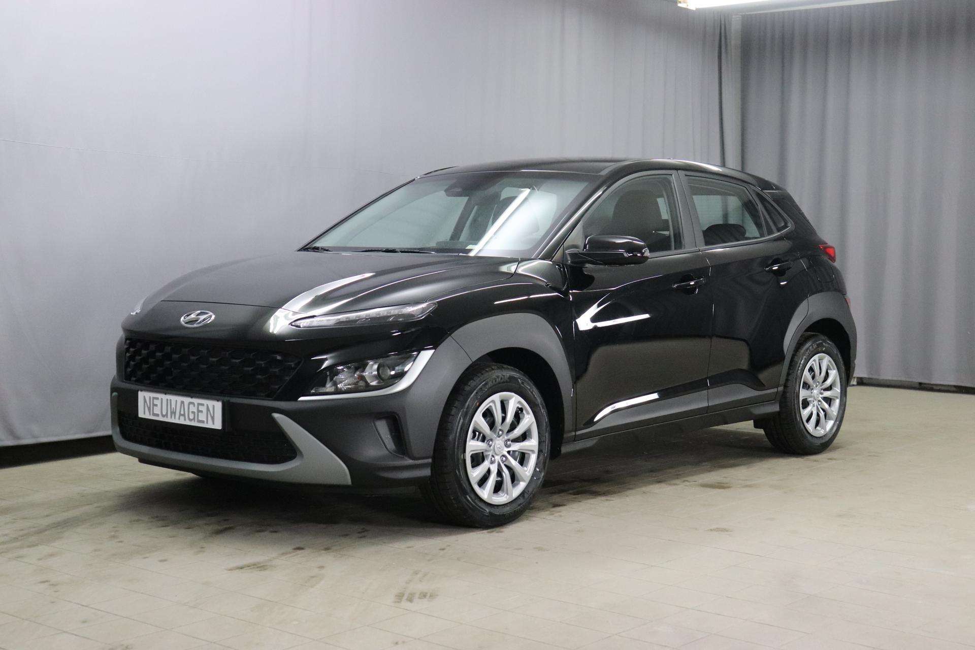 Hyundai KONA Off-Road/Pick-up in Grey new in Osnabrück for € 21,580.-