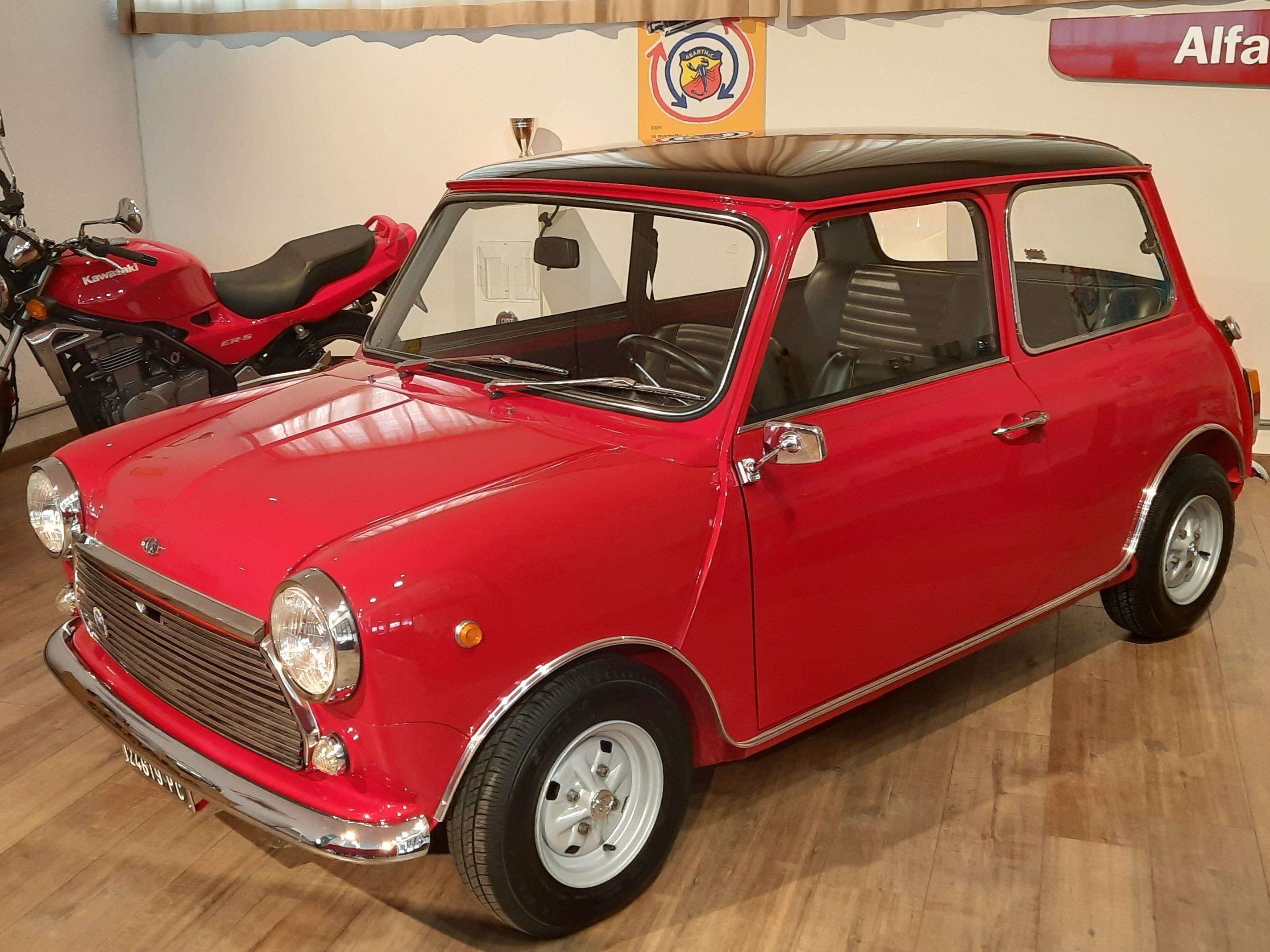 Innocenti Mini Compact in Red antique / classic in Brescia - Bs for € 20,700.-