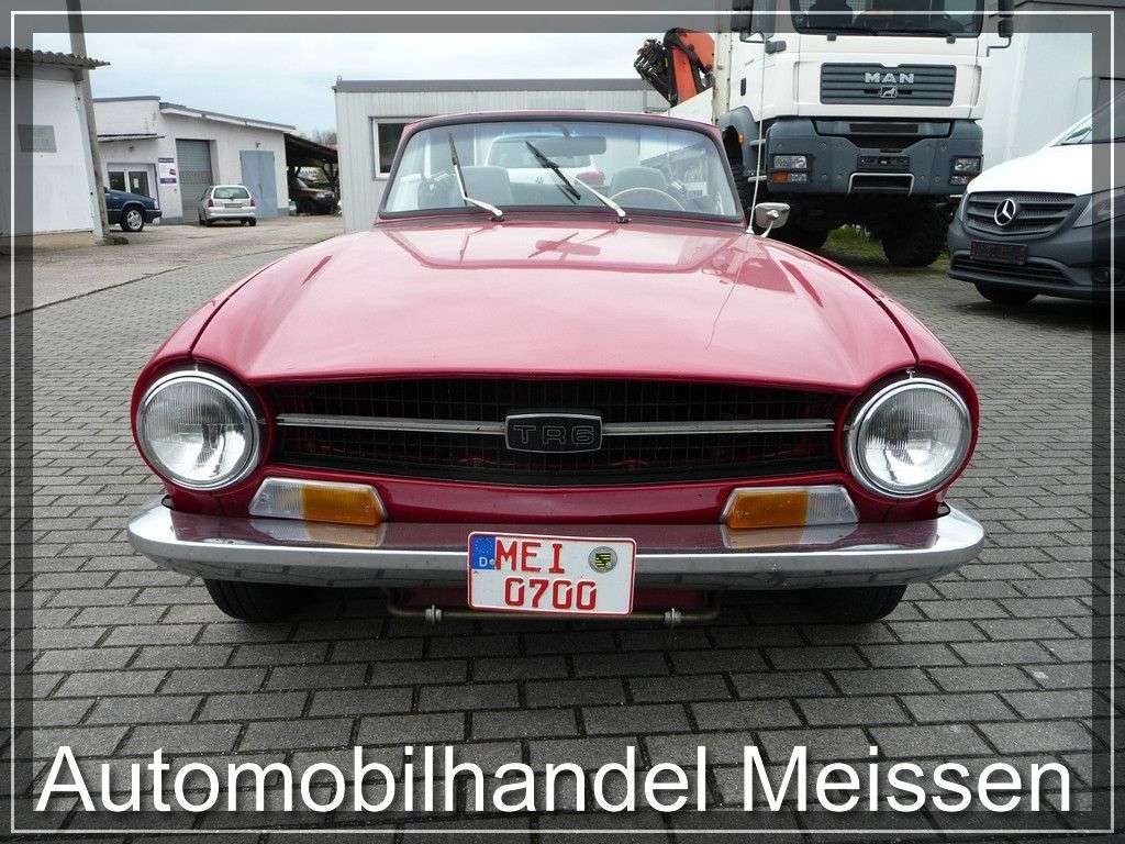 Triumph TR6 Convertible in Red antique / classic in Meissen for € 16,000.-