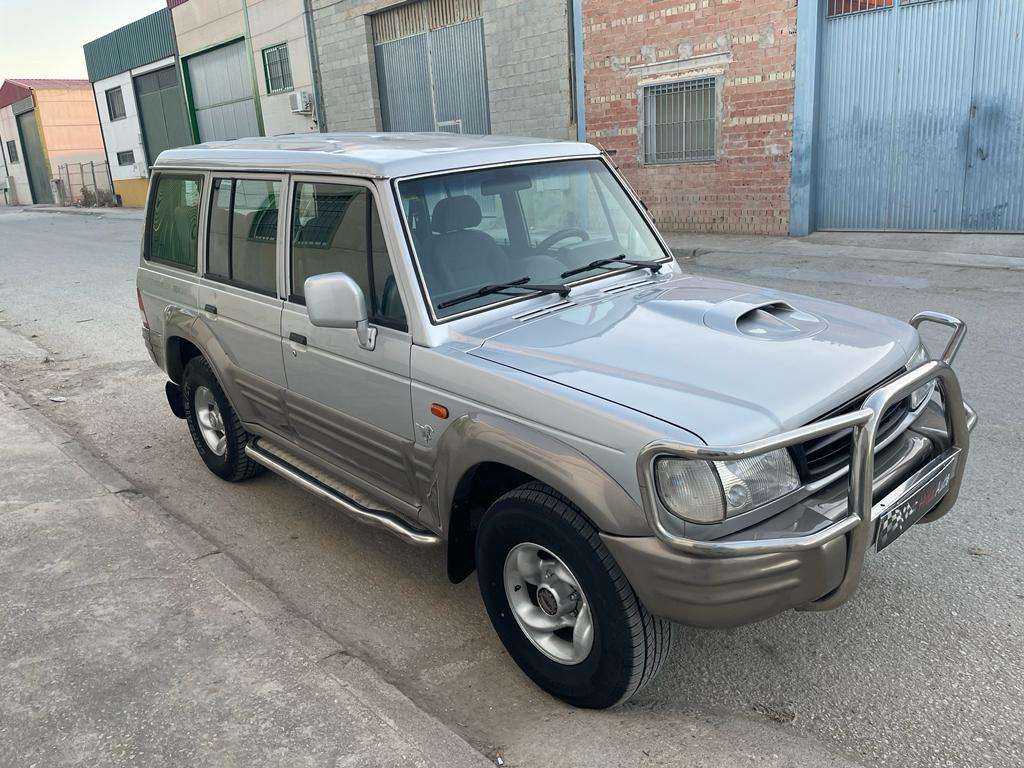 Galloper Exceed Off-Road/Pick-up in Grey used in BEGIJAR for € 5,500.-