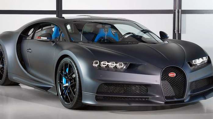 Bugatti Chiron Coupe in Blue used in Madrid for € 5,079,900.-