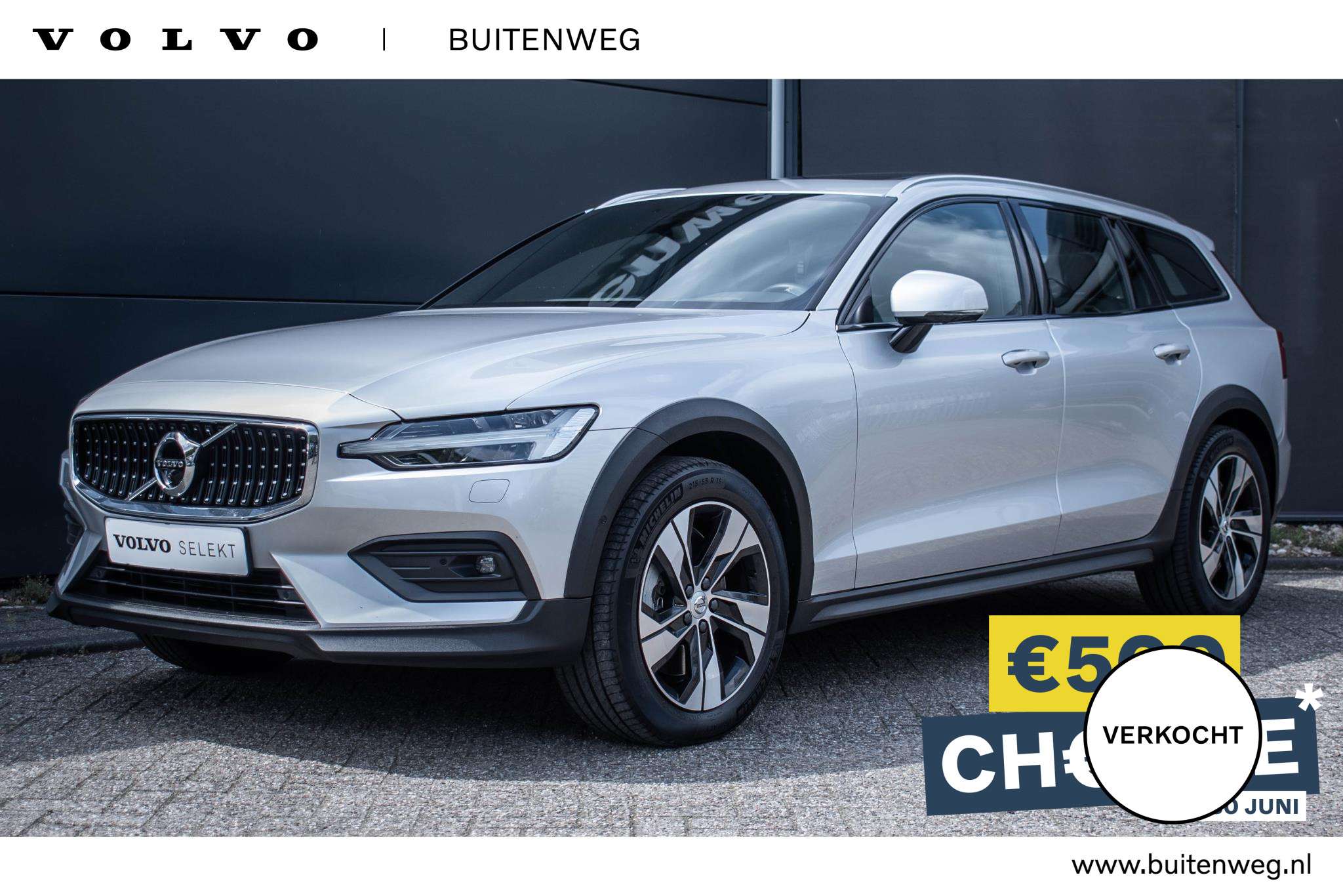 Volvo V60 Cross Country Station wagon in Grey used in HILVERSUM for € 34,890.-
