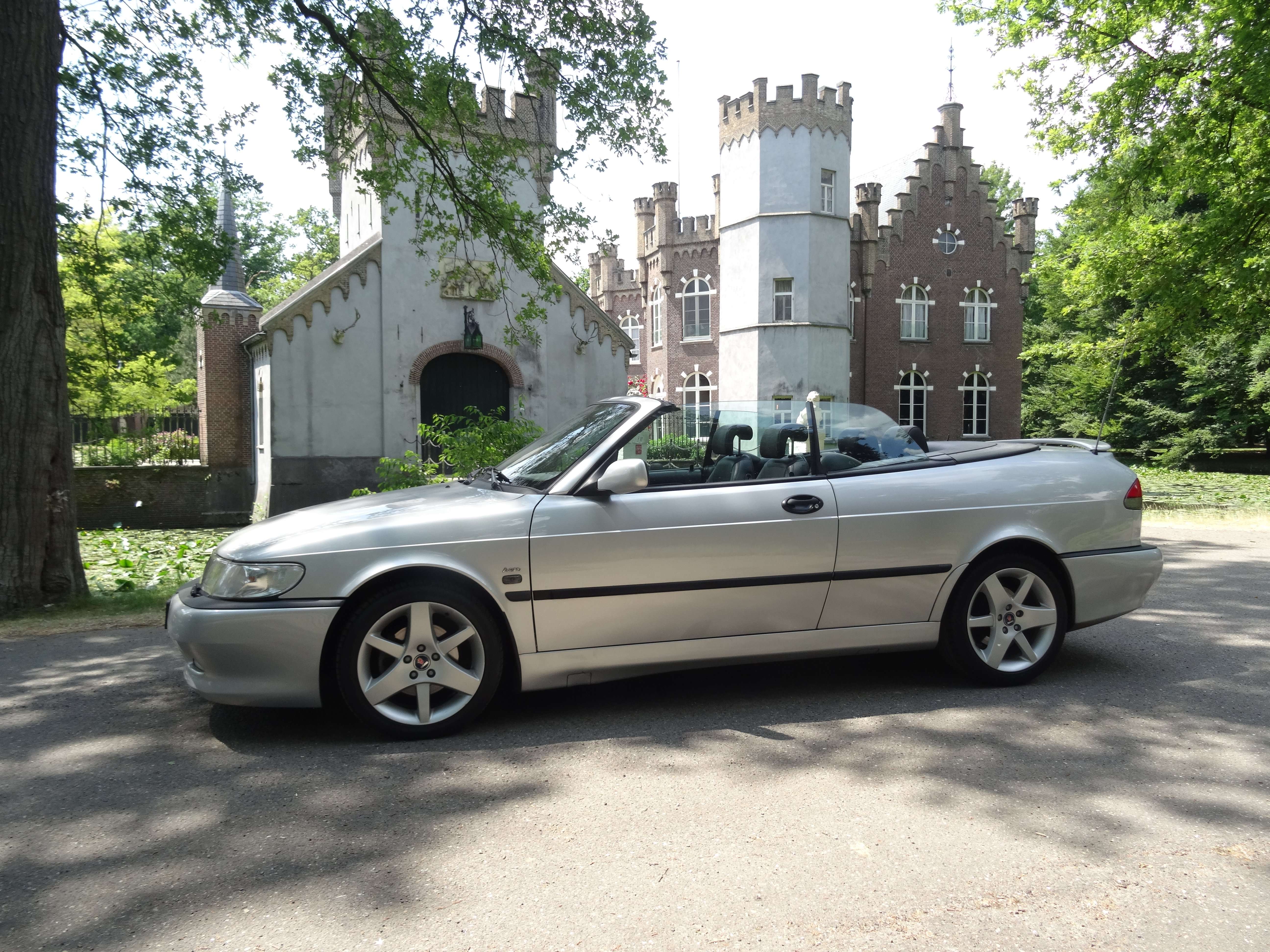Saab 9-3 Convertible in Grey used in BOXTEL for € 9,250.-