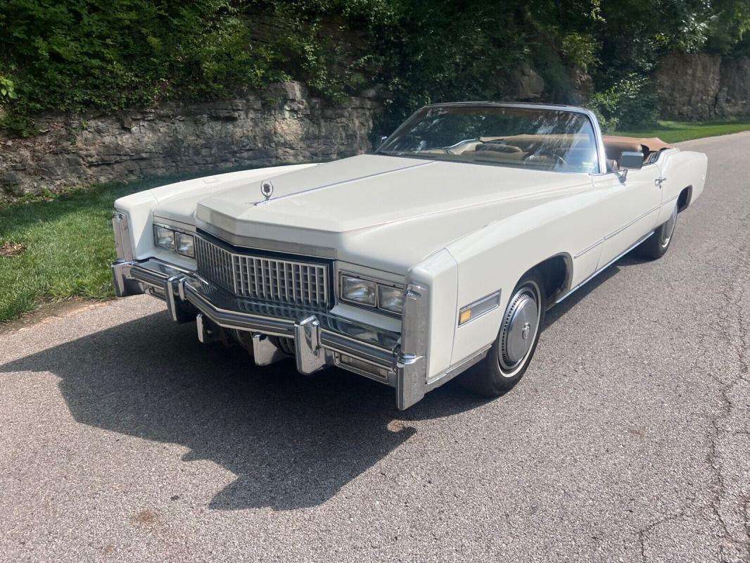 Cadillac Eldorado Convertible in White used in ROUEN for € 23,410.-
