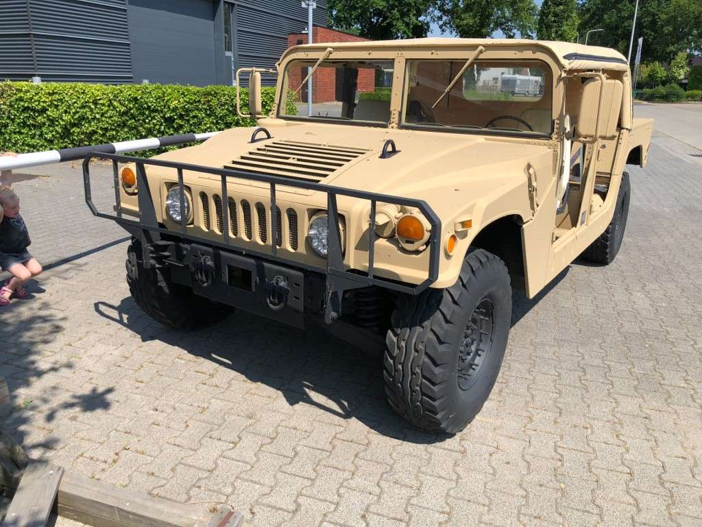 HUMMER H1 Other in Beige used in GEESTEREN for € 22,000.-