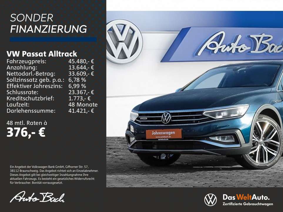 Volkswagen Passat Alltrack Station wagon in Blue used in Weilburg for € 45,480.-