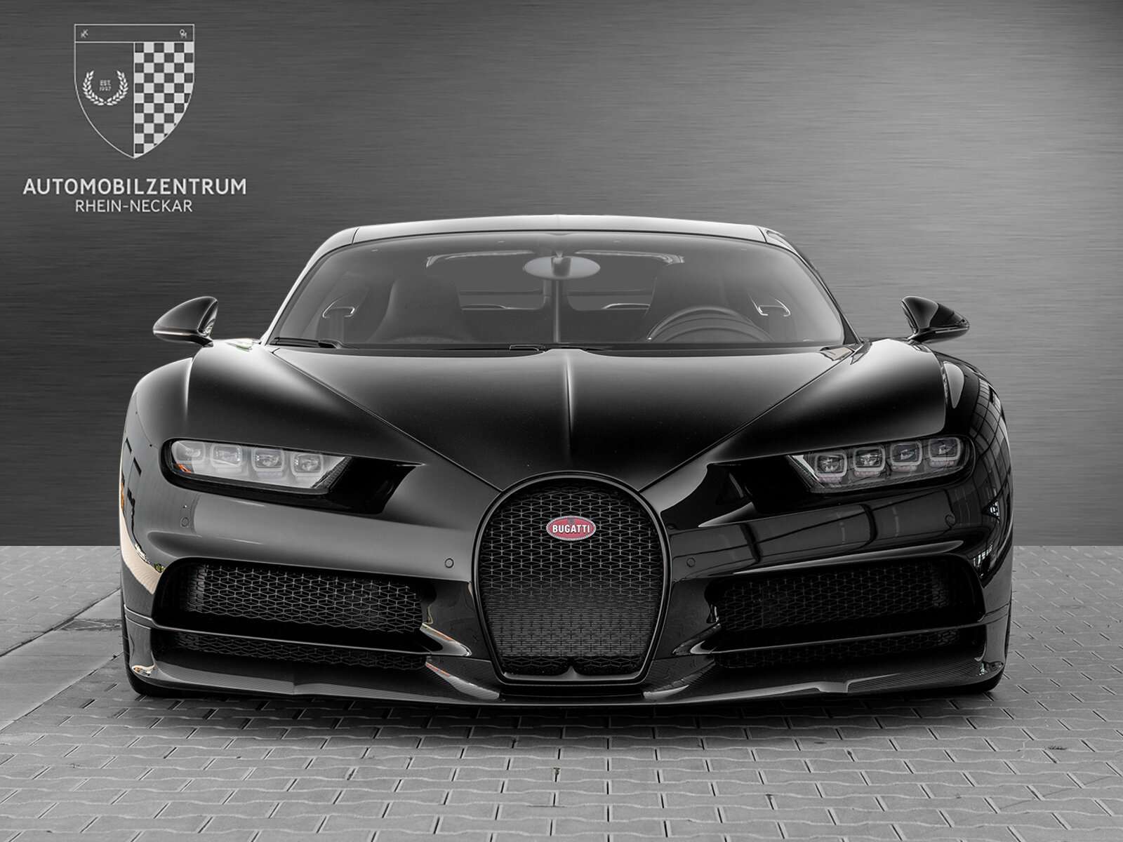 Bugatti Chiron Coupe in Black used in Viernheim for € 3,990,000.-