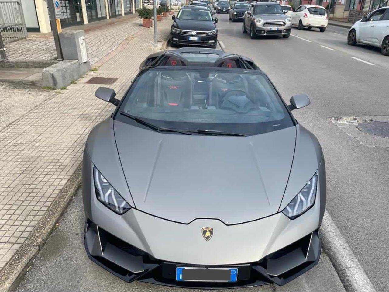Lamborghini Huracan Convertible in Grey used in Pieve a Nievole -Pt for € 400,000.-