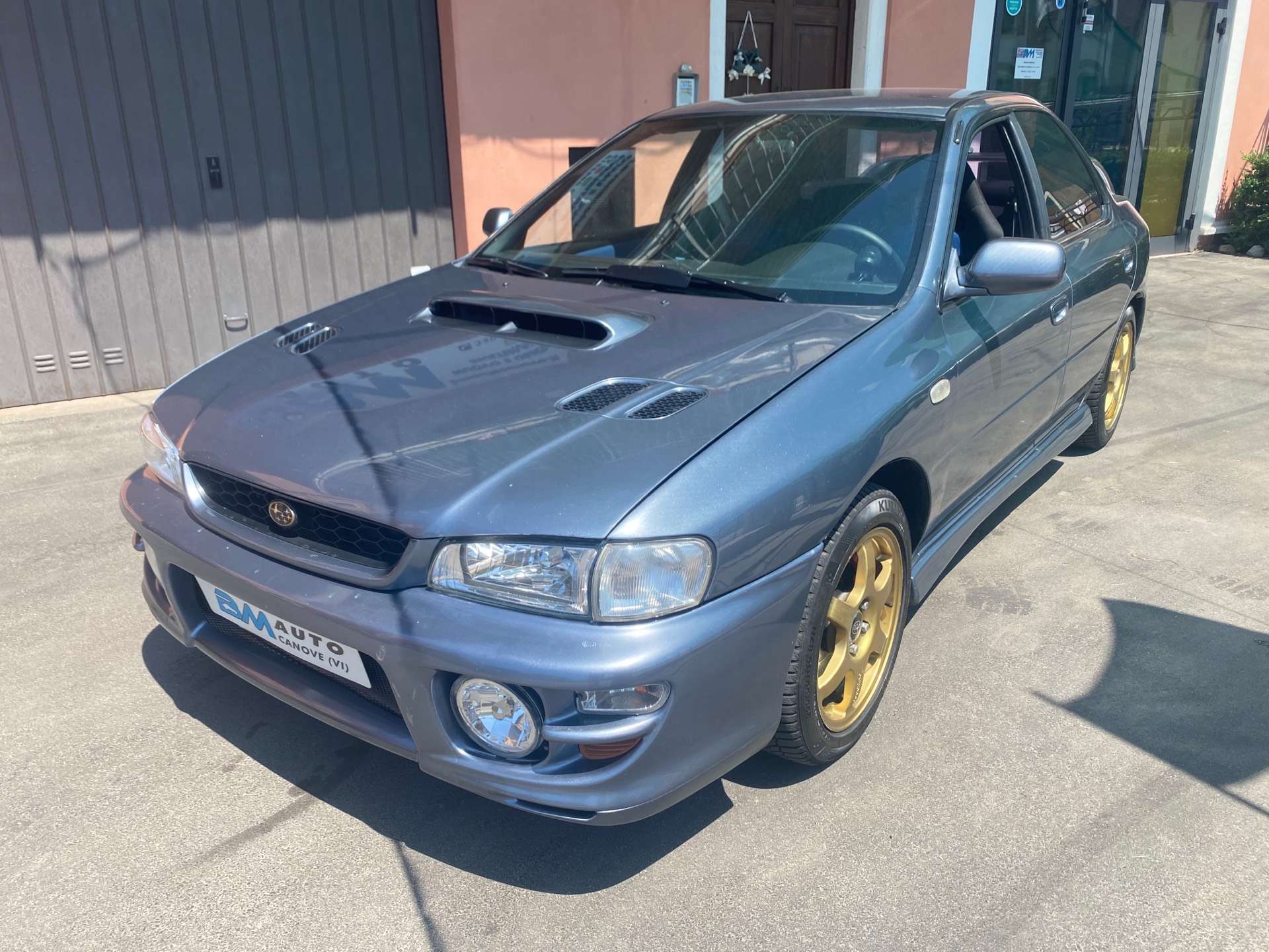 Subaru Impreza Other in Grey used in Canove di roana - Vicenza - VI for € 17,500.-