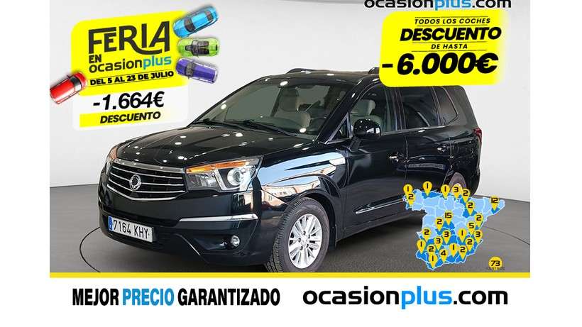 SsangYong Rodius Van in Black used in MADRID for € 16,636.-