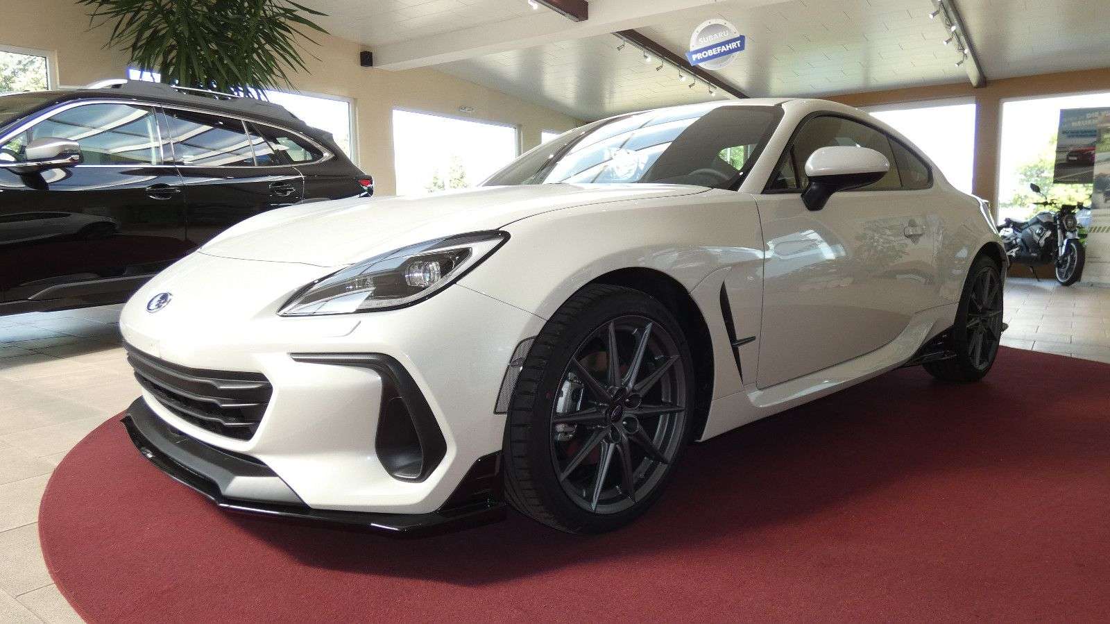 Subaru BRZ Coupe in White new in Worbis for € 40,680.-