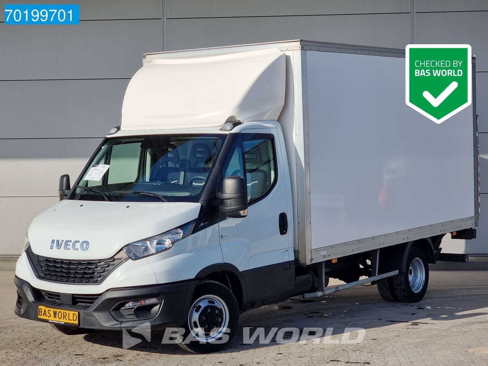 Iveco Daily Transporter in White used in VEGHEL for € 38,418.-