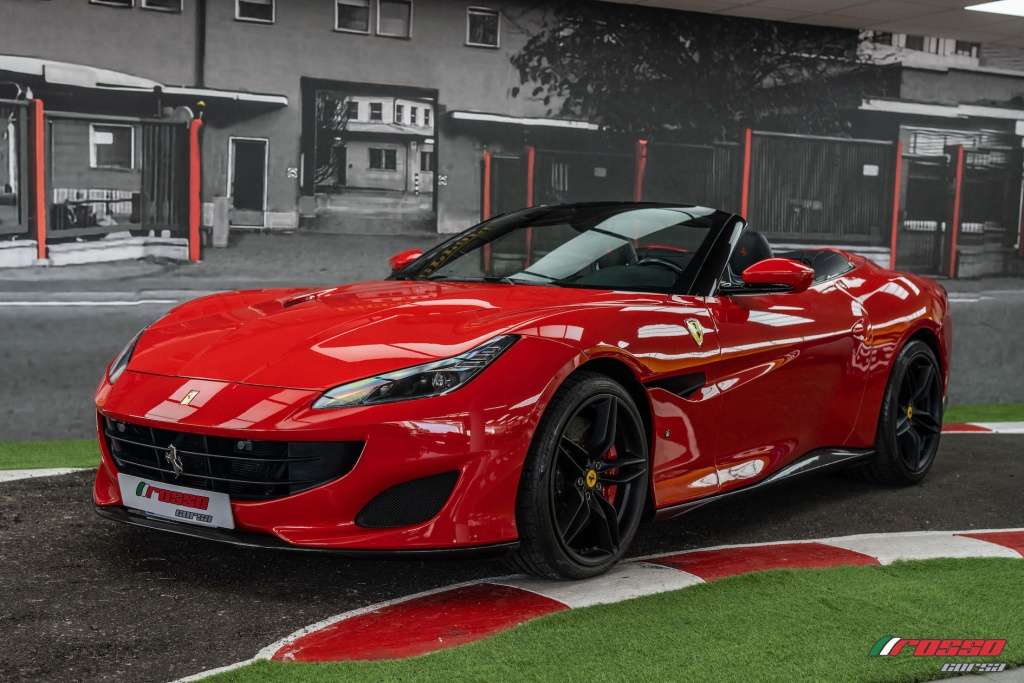 Ferrari Portofino Coupe in Red used in MARBELLA for € 251,999.-
