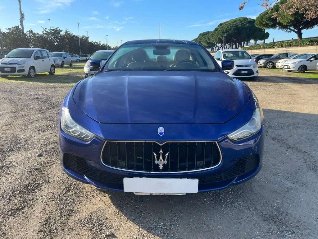 Maserati Ghibli Sedan in Blue used in Prato - Po for € 23,500.-