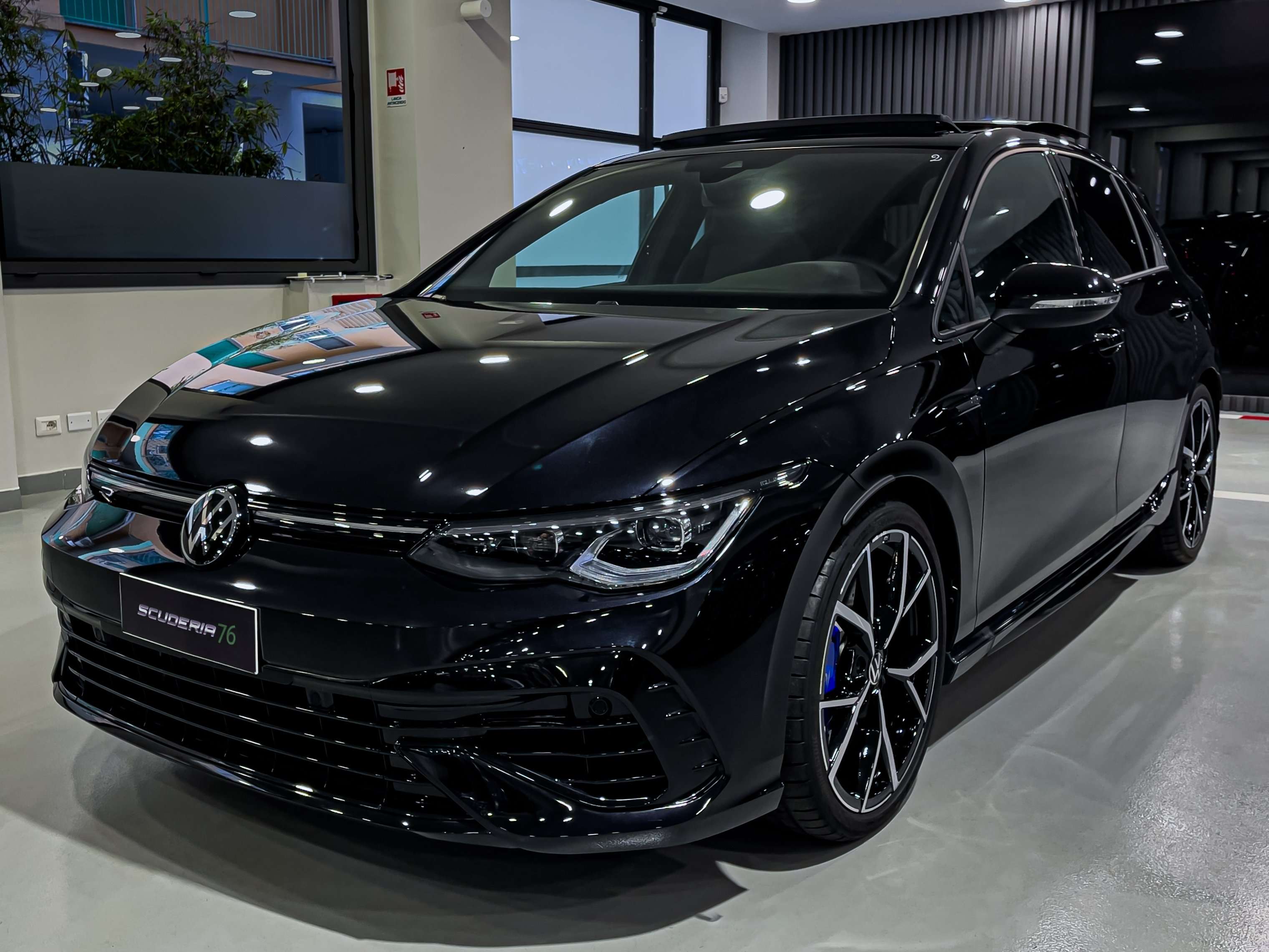 Volkswagen Golf Sedan in Black pre-registered in Milano - Mi for € 58,900.-