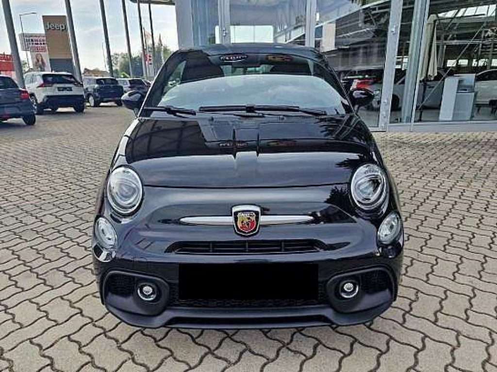 Abarth 695 Compact in Black pre-registered in Torino - To for € 24,850.-