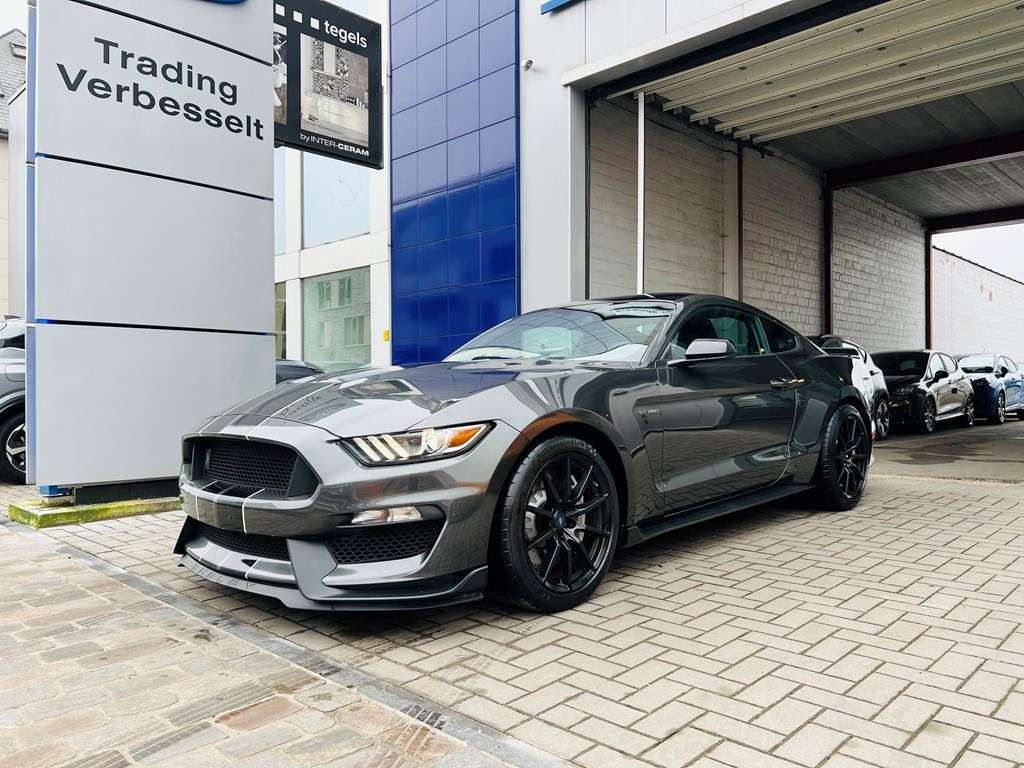 Ford Mustang Coupe in Grey used in Machelen for € 71,950.-