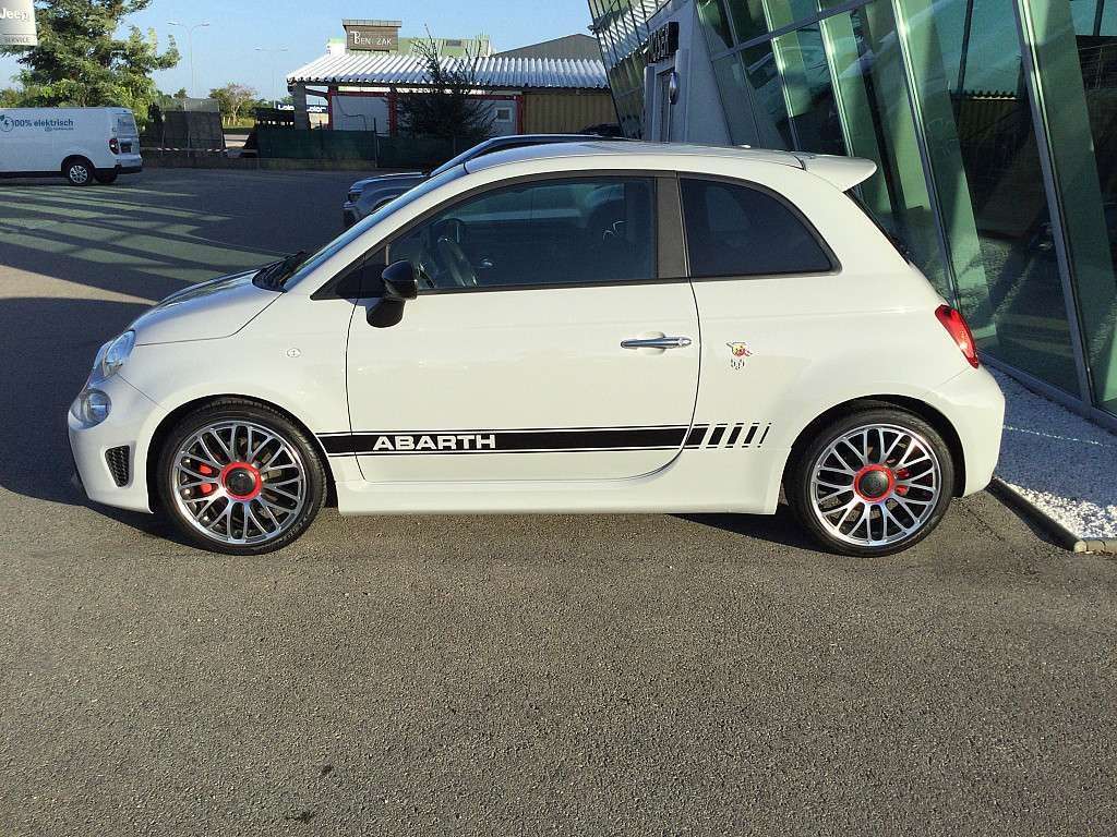 Abarth 695 Compact in White pre-registered in Torino - To for € 24,850.-