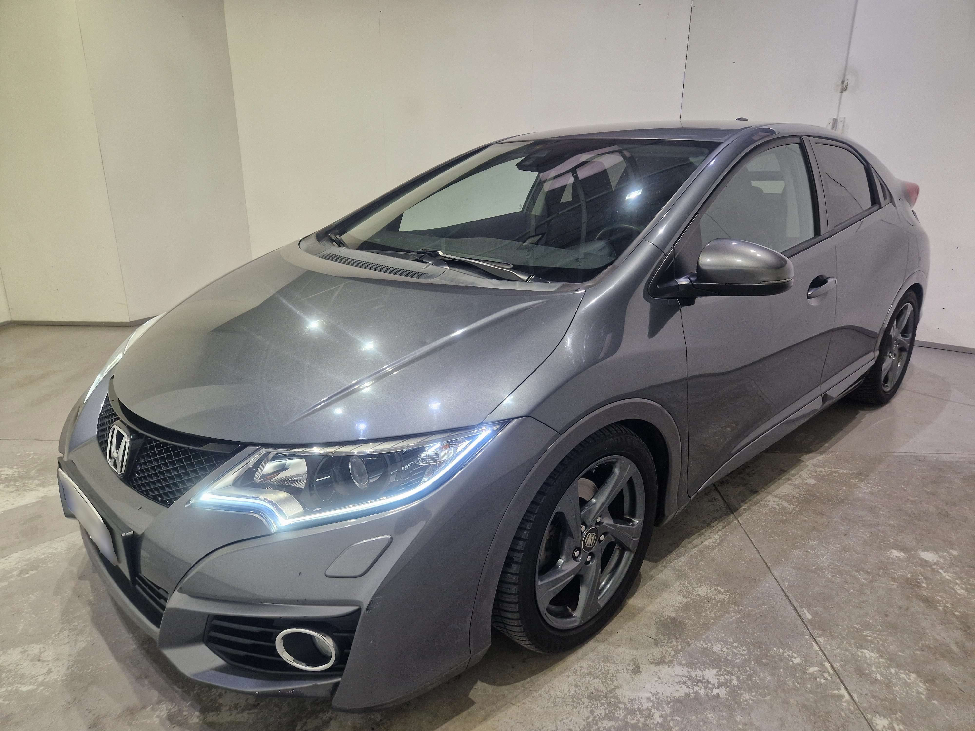 Honda Civic Sedan in Grey used in Cologno Monzese - Mi for € 12,800.-