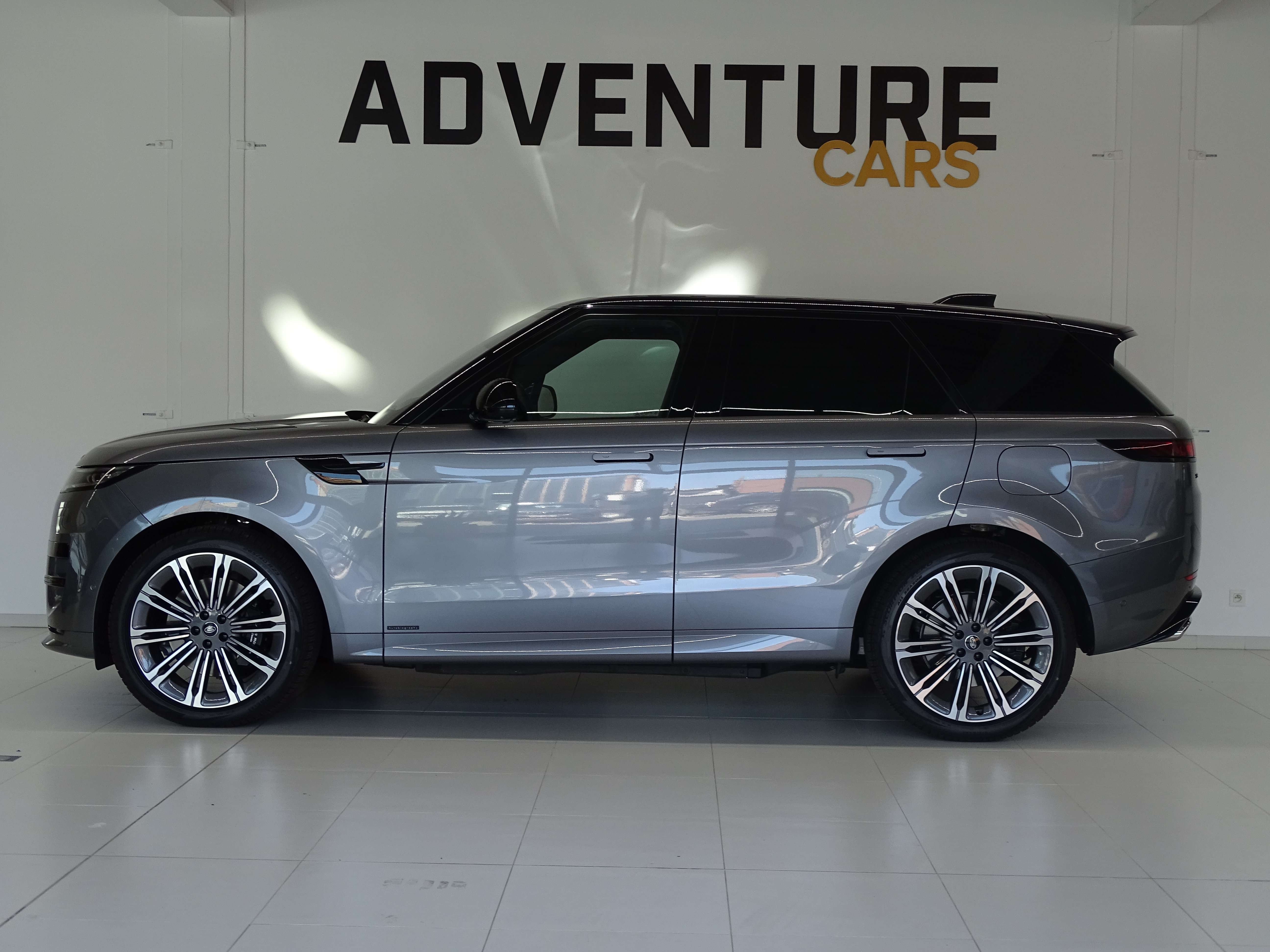 Land Rover Range Rover Sport Off-Road/Pick-up in Grey used in Merelbeke for € 168,995.-
