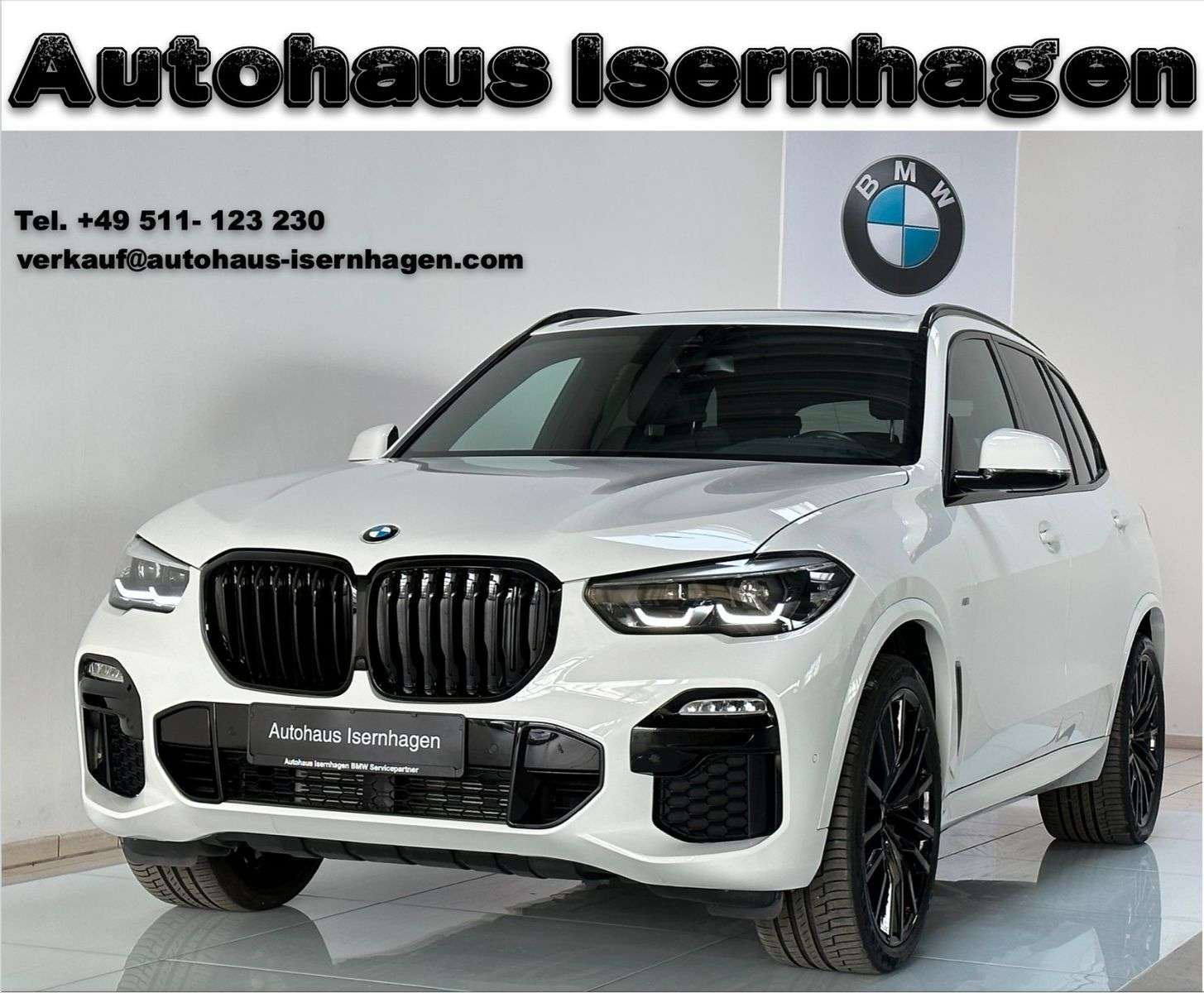 BMW X5 Off-Road/Pick-up in White used in Isernhagen for € 57,999.-